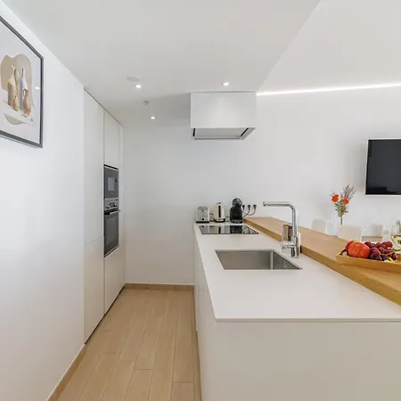 Stunning Seaview Terrace One-bedroom 公寓