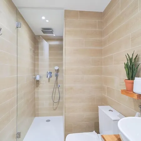 Stunning Seaview Terrace One-bedroom Appartement